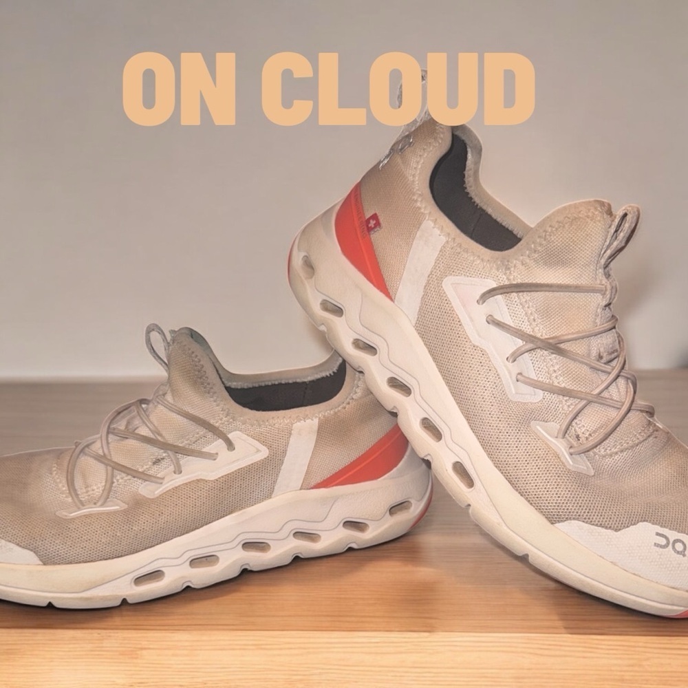 On Running Kids Tan and Orange Sneakers​​